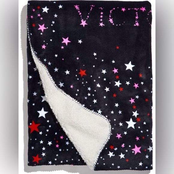 Victoria Secret Sherpa Stars Blanket 50X60 NWT - Picture 6 of 6